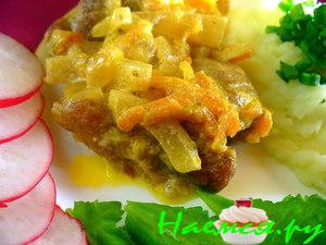 Свинина в сметанно-сырном соусе Свинина в сметанно-сырном соусе