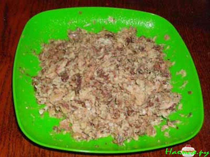 Рыбный салат в мини-тарталетках