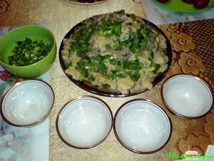 Бешбармак (свиные ребрышки) Бешбармак (свиные ребрышки)