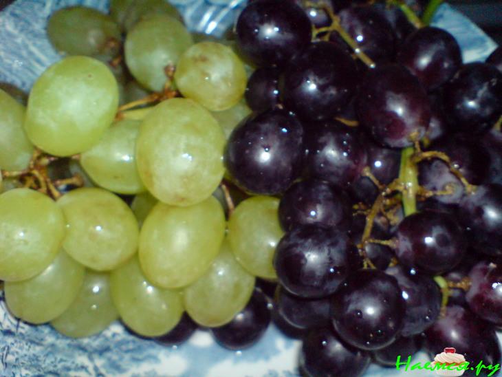 Сырно-виноградный салат