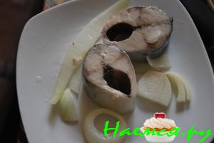 Малосольная маринованная скумбрия