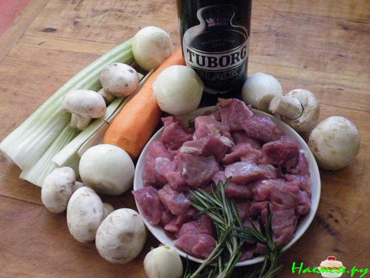 Мясной слоеный пирог Мясной слоеный пирог