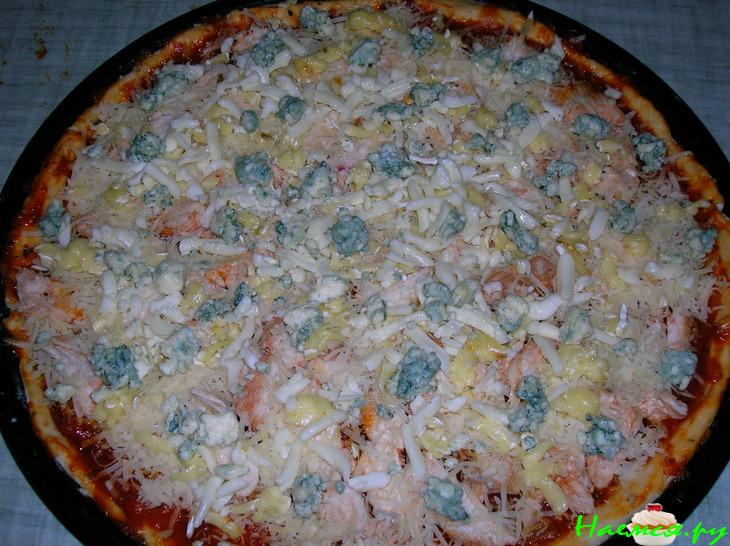 Пицца с курицей BUFFALO (почти) Пицца с курицей BUFFALO (почти)