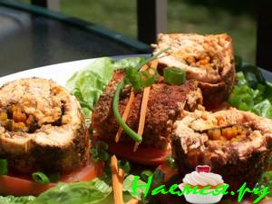 Рулет из лосося со шпинатом