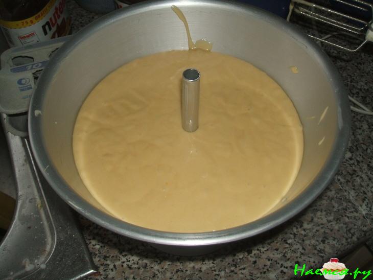 Торт "Барби в желтом"