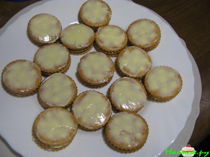 Закуска - канапе "Крекер с икрой"