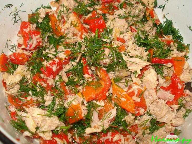 Пирог с тунцом и паприкой Пирог с тунцом и паприкой