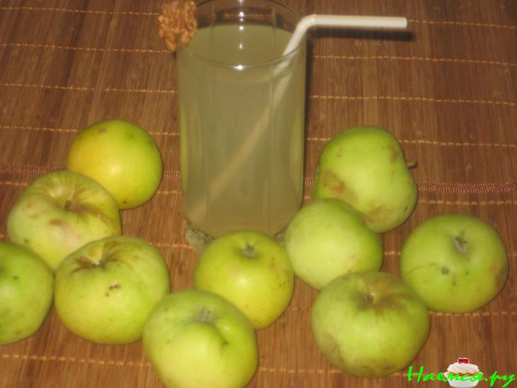 Яблочный компотик с лимоном и мятой Яблочный компотик с лимоном и мятой