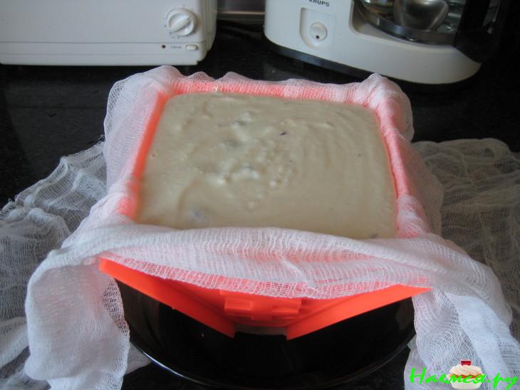 Пасха творожно-ванильная с изюмом Пасха творожно-ванильная с изюмом