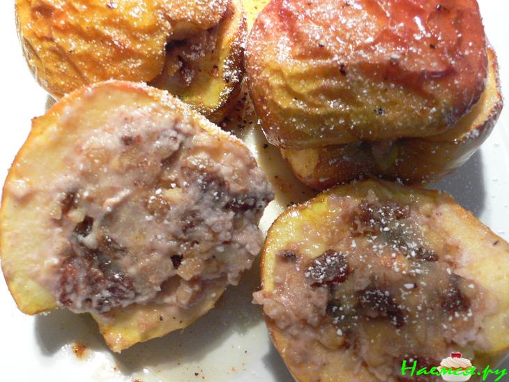 Запеченные яблоки с начинкой Запеченные яблоки с начинкой