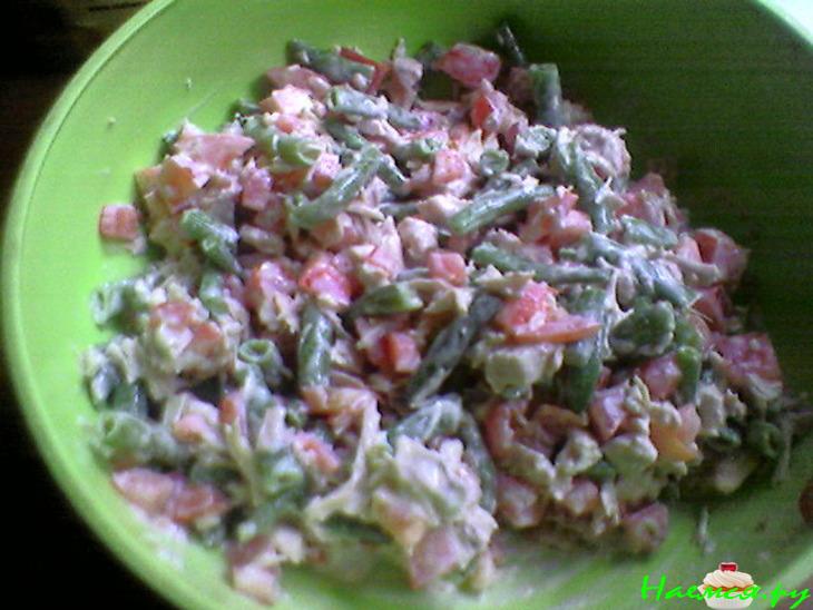 Салат с курицей и фасолью Салат с курицей и фасолью