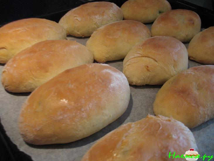 Пирожки с зеленым луком и яйцом