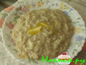 Яблочно-овсяная каша