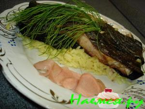 "Сазан запеченный в луке порее"