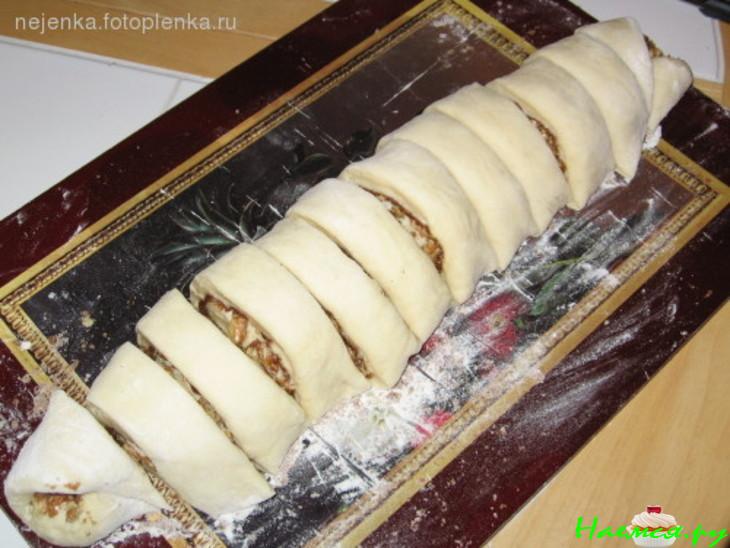 Роллы с корицей и орехами