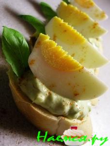 Канапешки с авокадо