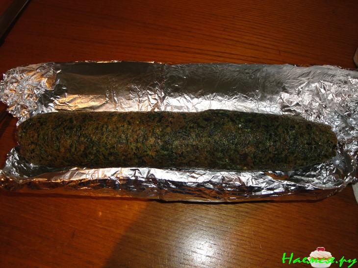 Рулет из шпината с лососем