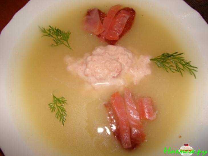 Рыбный супчик с гренками и сливками Рыбный супчик с гренками и сливками