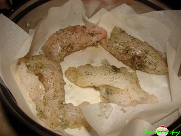 Треска замаринованная и приготовленная на пару