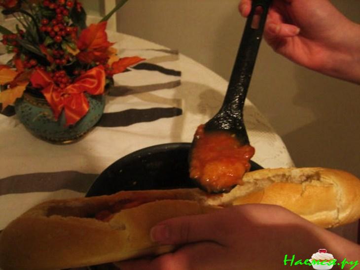 Томатный суп с базиликом, чесноком и чили Томатный суп с базиликом, чесноком и чили