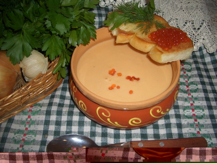 Крем-суп с копченным лососем по-фински Крем-суп с копченным лососем по-фински