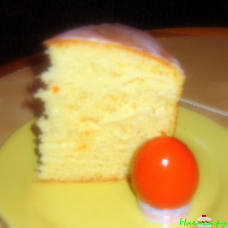 Кулич заварной с изюмом и курагой