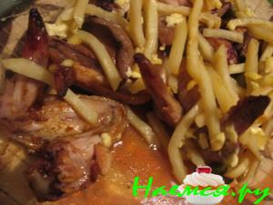 Куриные крылышки в соусе и с картошечкой фри... Куриные крылышки в соусе и с картошечкой фри...