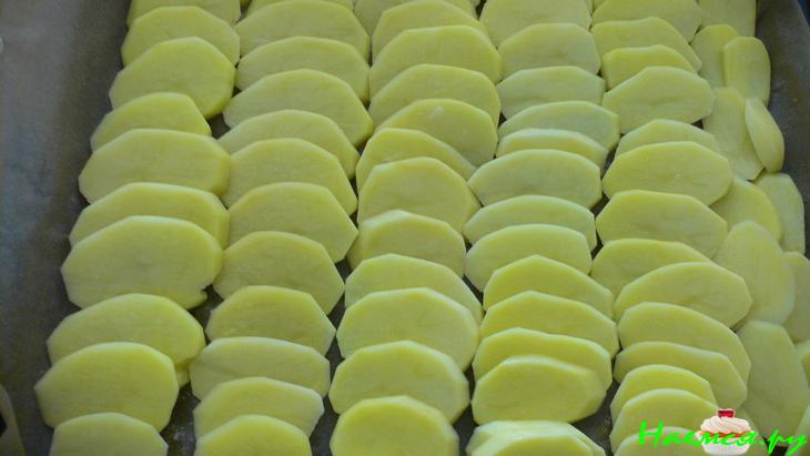 Хрустящий картофель на противне Хрустящий картофель на противне