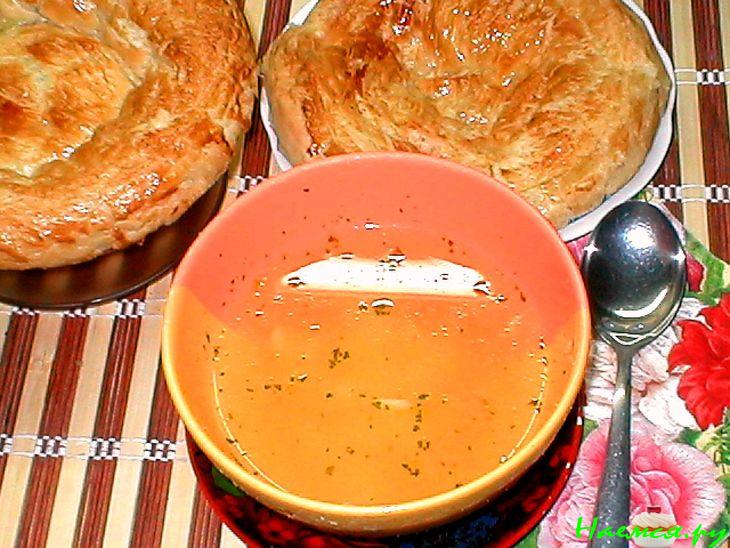 Супчик под слоеным тестом