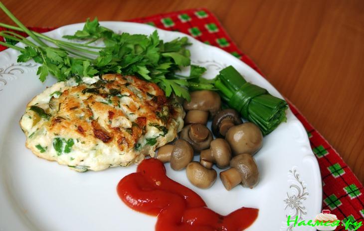 Зеленые куриные котлеты