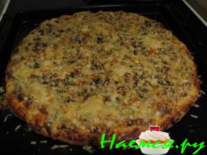 Пицца на сметане и молоке "по-домашнему"