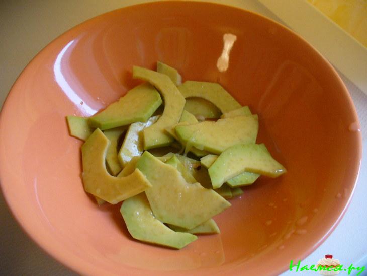 Закуска из Лосося с Авокадо и Тархуном