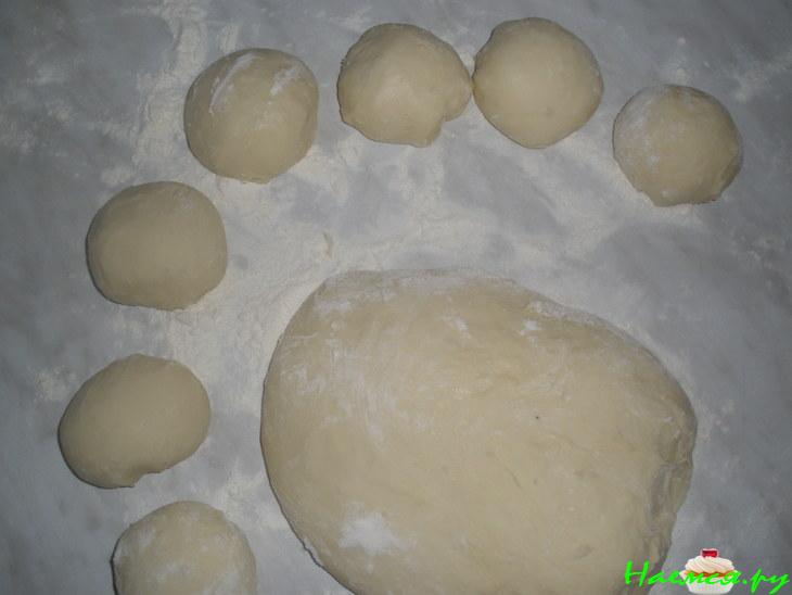 Мясной дрожжевой пирог с фаршем