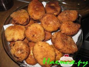 Сладкие творожные пирожки на скорую руку с вареньем