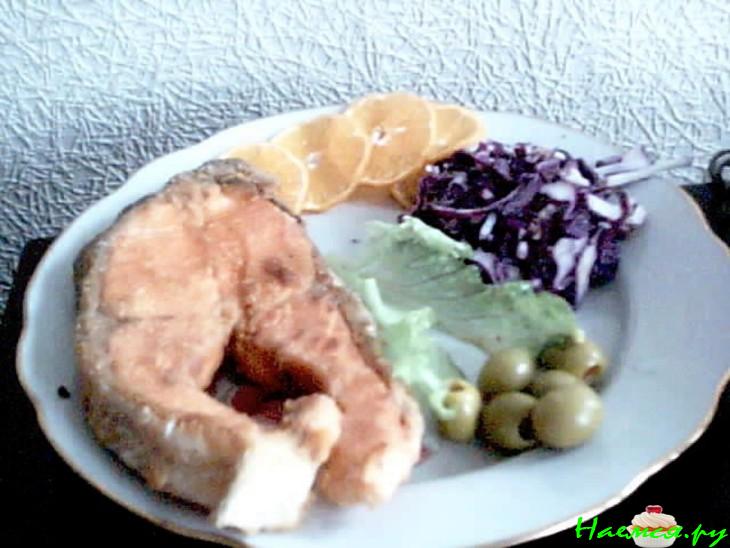 Семга с соусом на сухом вине