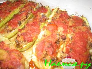 Кабачки запеченые с овощами