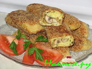 Картофельные палочки в сухарях с грибной начинкой
