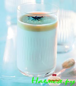 Горячий азиатский белый шоколад