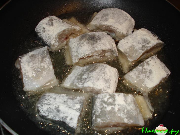 Рыба в томате с майонезом