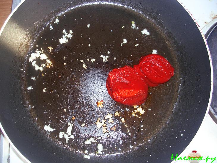 Котлеты с овощами в красном соусе Котлеты с овощами в красном соусе