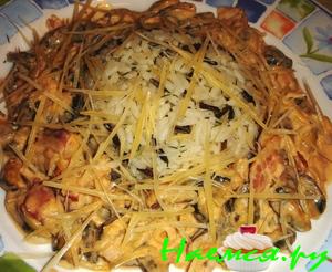 Рис с мидиями и беконом