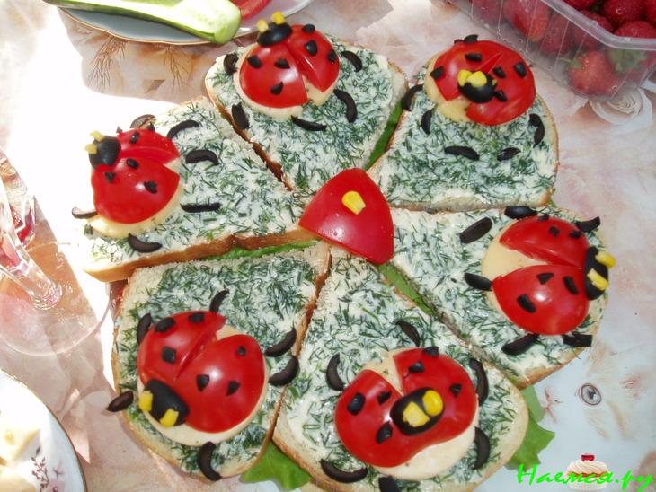 Бутерброды "Божьи коровки"