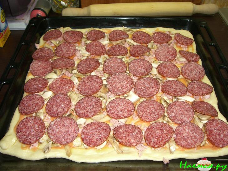 Пицца квадратная "чтоб всем хватило!!!"