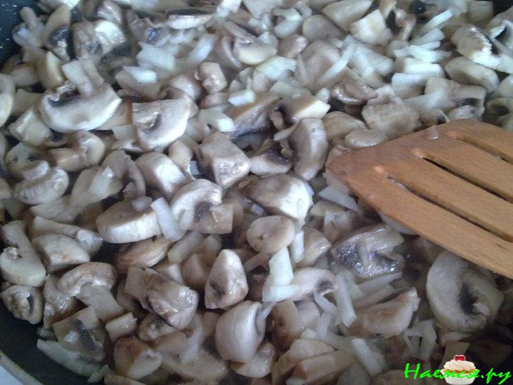 Куриные шкурочки с начинкой Куриные шкурочки с начинкой