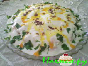 Картофельный салатик с морковкой, йогуртом и чесноком