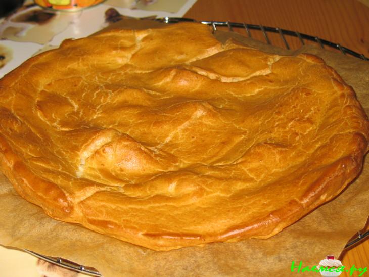 Торт из заварного теста с винным кремом