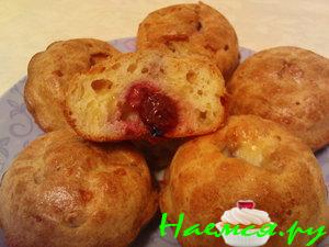 Сырные маффины с вишней и коньяком Сырные маффины с вишней и коньяком