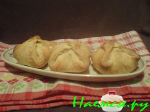 Слоёное пирожное с кремом патисьер