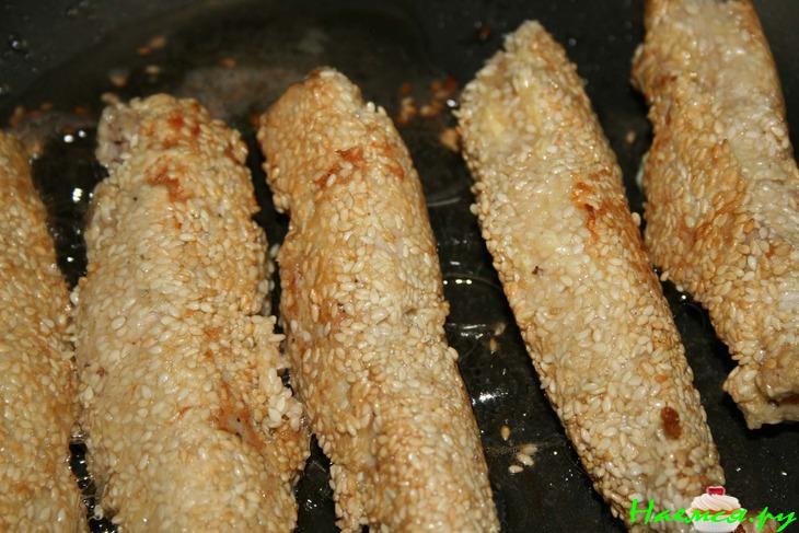 Рулетики нежные с кунжутом Рулетики нежные с кунжутом