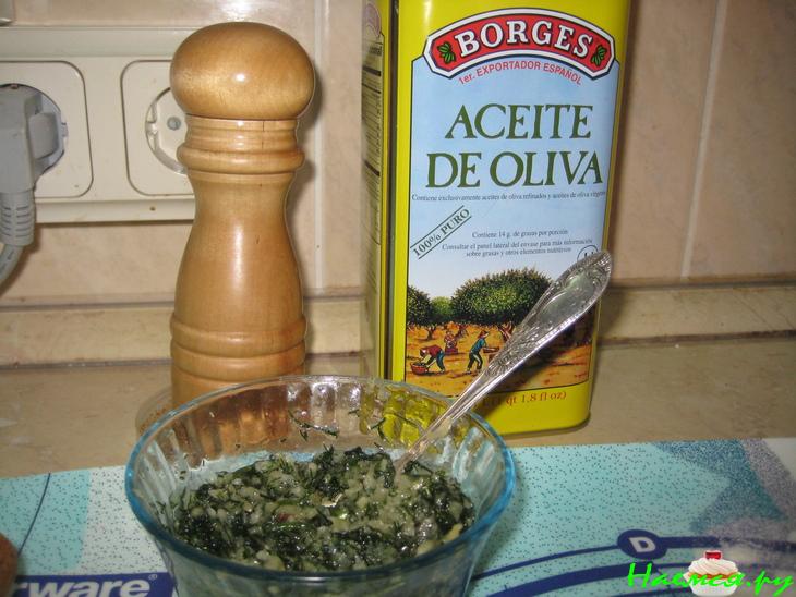 Фокачча с чесноком и укропом